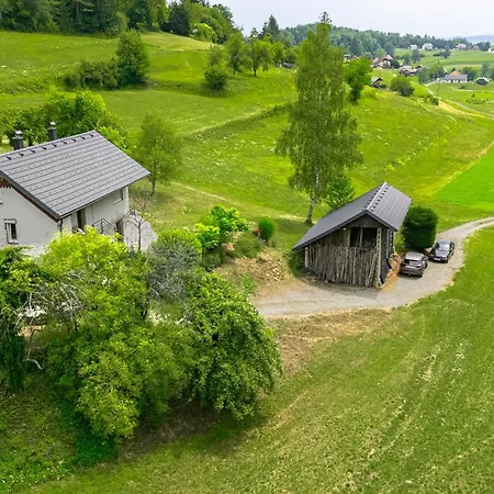 House In Sentrupert, A House In The Countryside, In A Quiet Valley Is Mkcelnova Hisa * Sentrupert (Dolenjska)