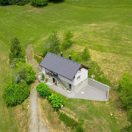 House In Sentrupert, A House In The Countryside, In A Quiet Valley Is Mkcelnova Hisa